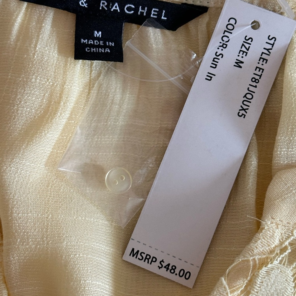 Zac & Rachel Medium Yellow pullover top w/ 3/4 sleeves a lace embellishment NWT - Picture 9 of 10